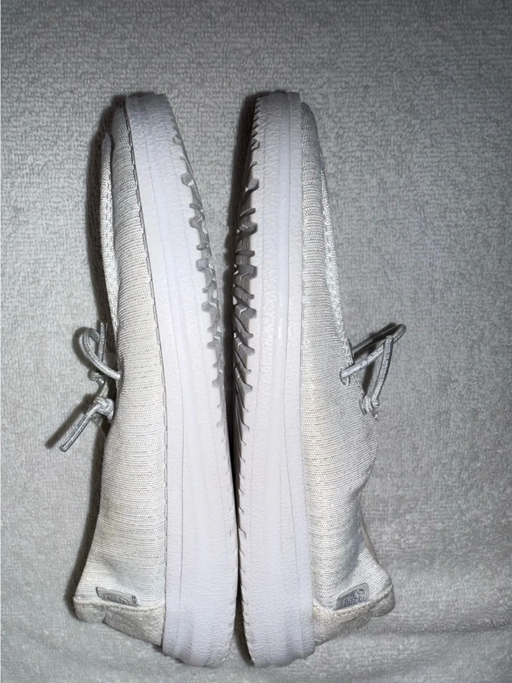 Hey Dude Wendy Youth Glitter Casual Slip-On Shoes Off-White Size Y2